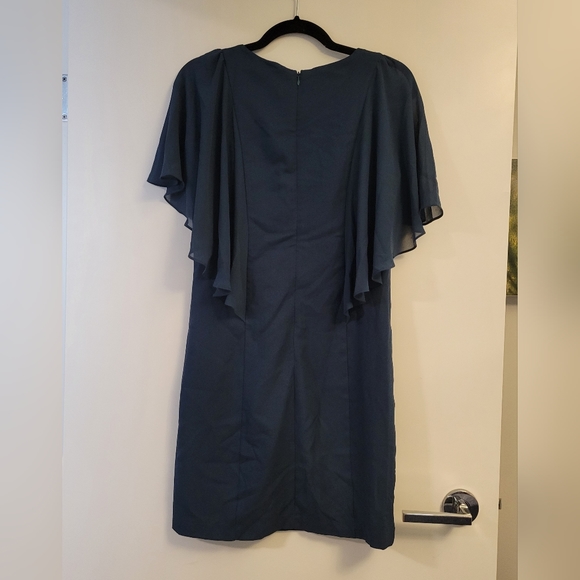 F21 Contemporary Dress - Picture 3 of 4